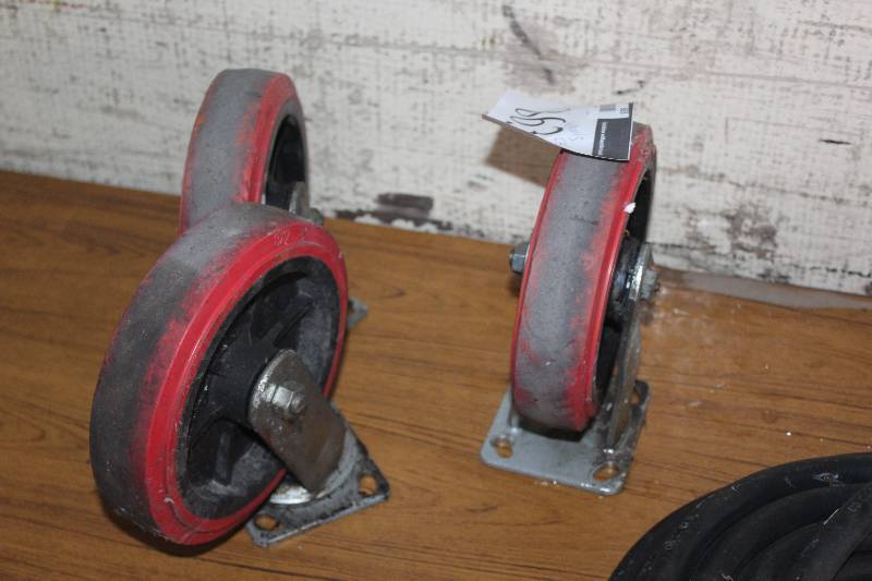 lot 863 image: Lot of (3) Caster Wheels