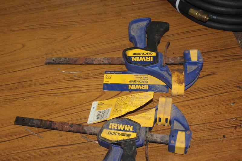 lot 855 image: Lot of (2) Irwin Quick Grip Clamps