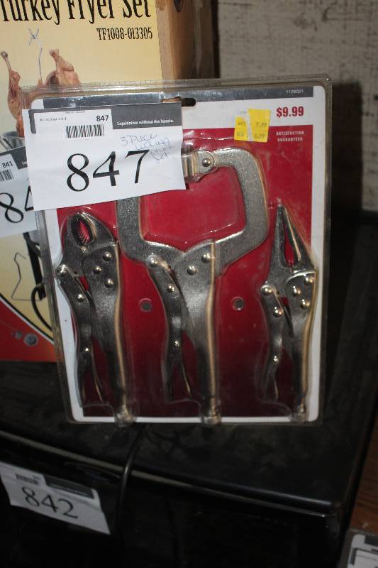 lot 847 image: 3-Piece Locking Pliers Set