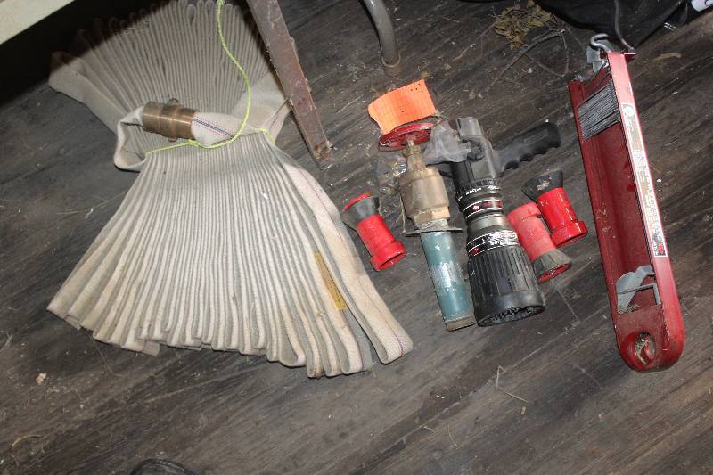 lot 883 image: Fire Hose w Attachments