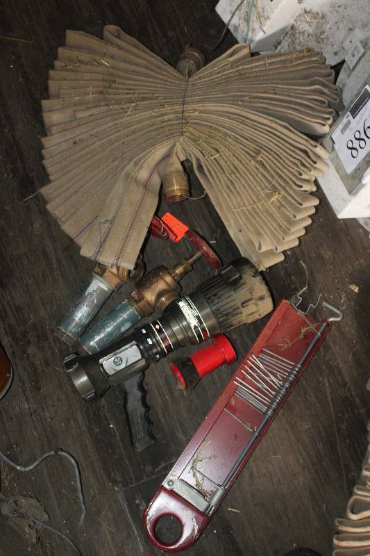 lot 884 image: Fire Hose w Attachments