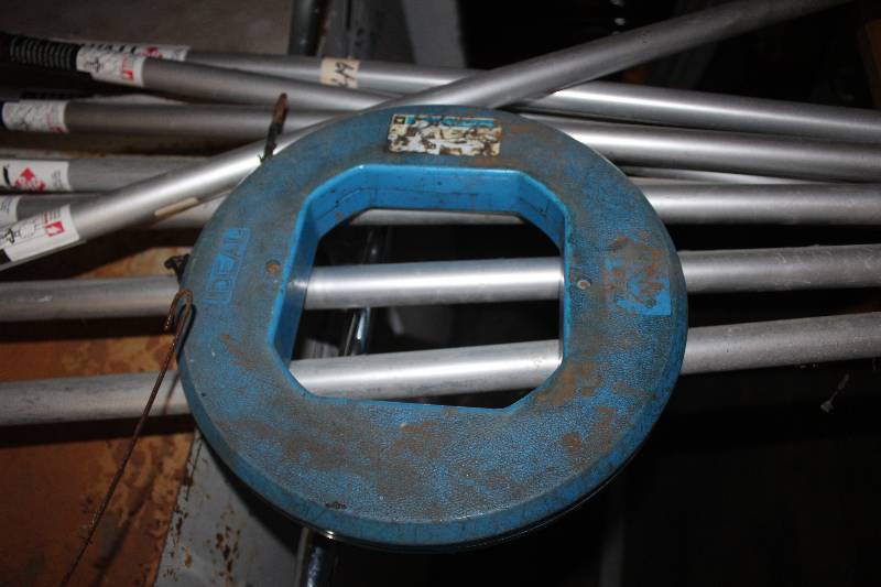 lot 910 image: 200 Electricians Fish Tape