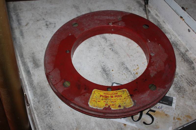 lot 914 image: Buchanan Push N Pull 100 Electricians Fish Tape