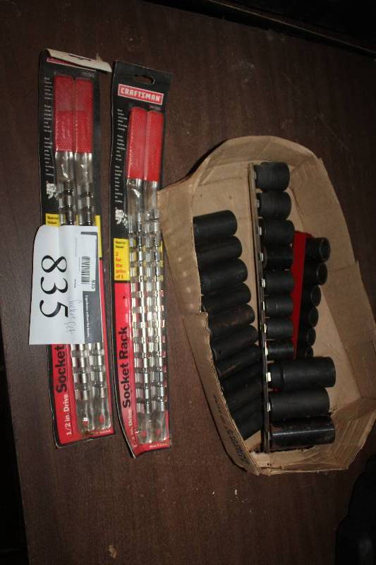 lot 835 image: Socket Sets