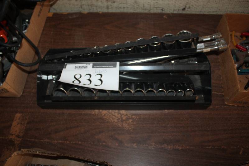 lot 833 image: Misc Sockets