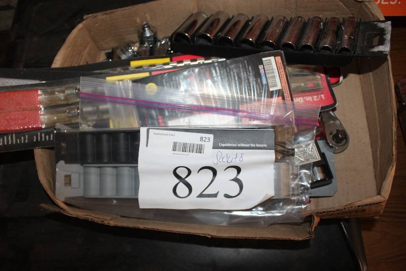 lot 823 image: Assorted Sockets