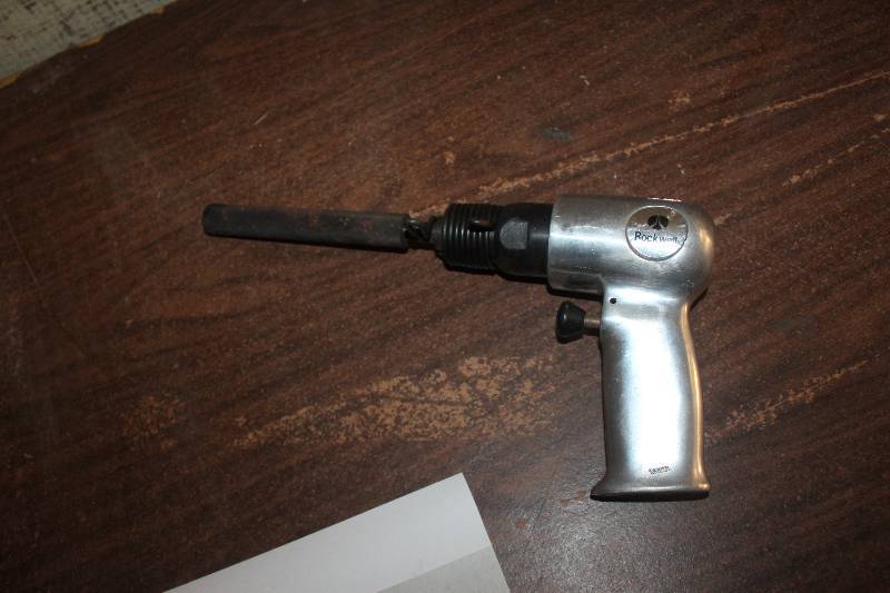 lot 826 image: Rockwell Short Impact Cutter