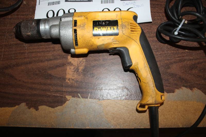 lot 906 image: DeWalt 12 VSR Drill