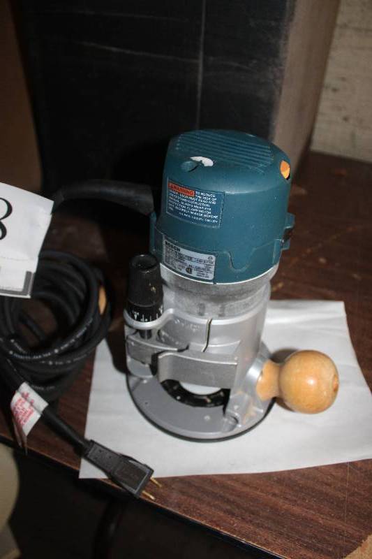 lot 894 image: Bosch 1617 EVS Router
