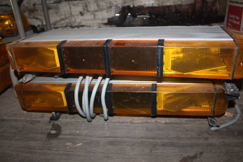 lot 299 image: Lot of (2) Whelen Emergency Light Bar