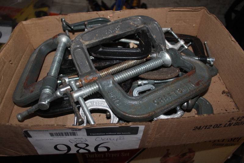 lot 986 image: Box Lot of Assorted C-Clamps