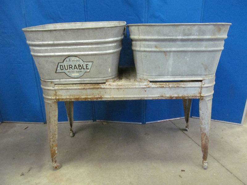 lot 21 image: Vintage Lacrosse wash and rinse tubs