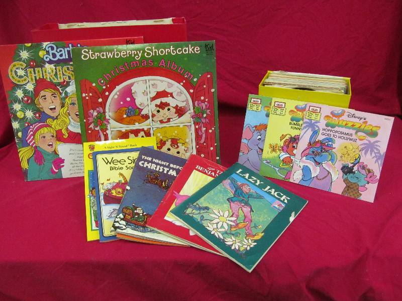 lot 25 image: Childrens paperback books 78lp childrens music