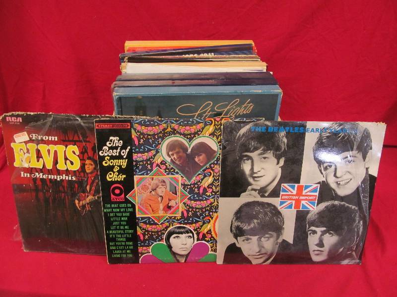 lot 79 image: vinatge vinyl albums