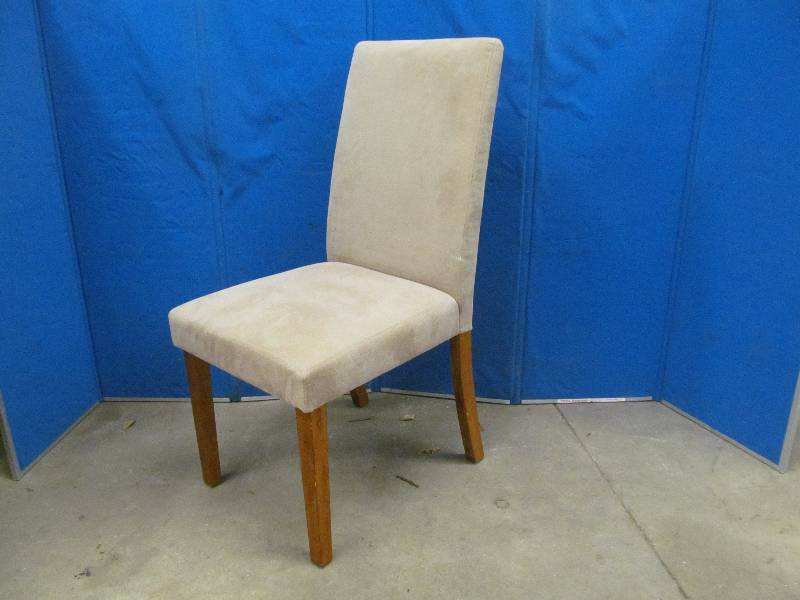 lot 135 image: Chair