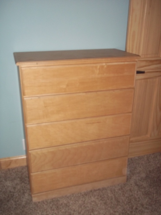 Lang 5 Drawer Dresser 33 x 16 12 x 43
