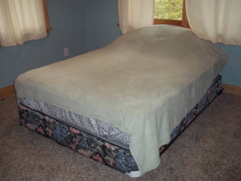 Twin Blanket with Free Mattresses