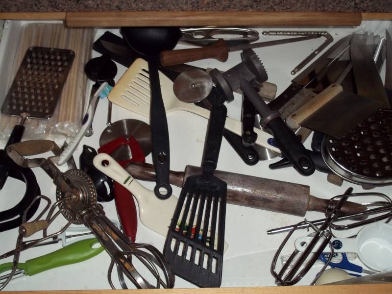 Lot of Kitchen Utensils