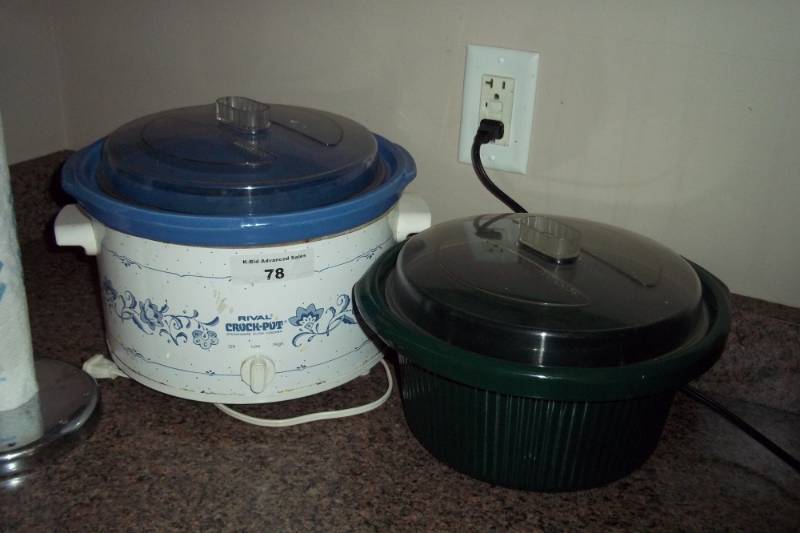 Rival Crock Pot with extra insert & cover