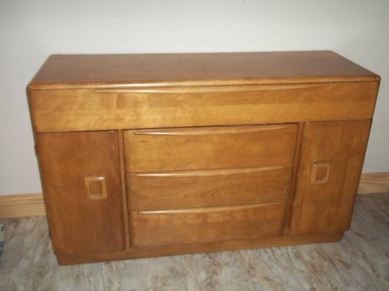 Dresser 18 x 52 x 34
