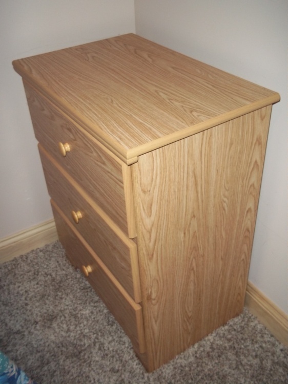 Lang 3 Drawer Dresser 24 12 x 15 12 x 31