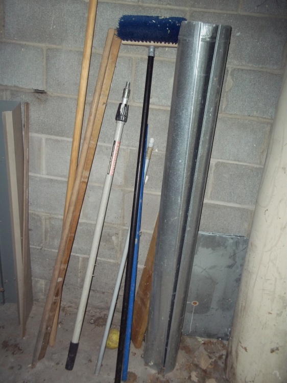 extendable pole, broom, wood dowels