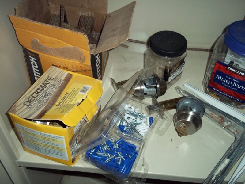 Hardware including shelf brackets and screws