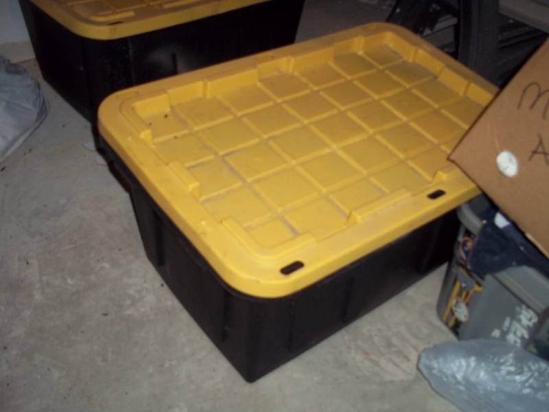Large Storage tote with cover