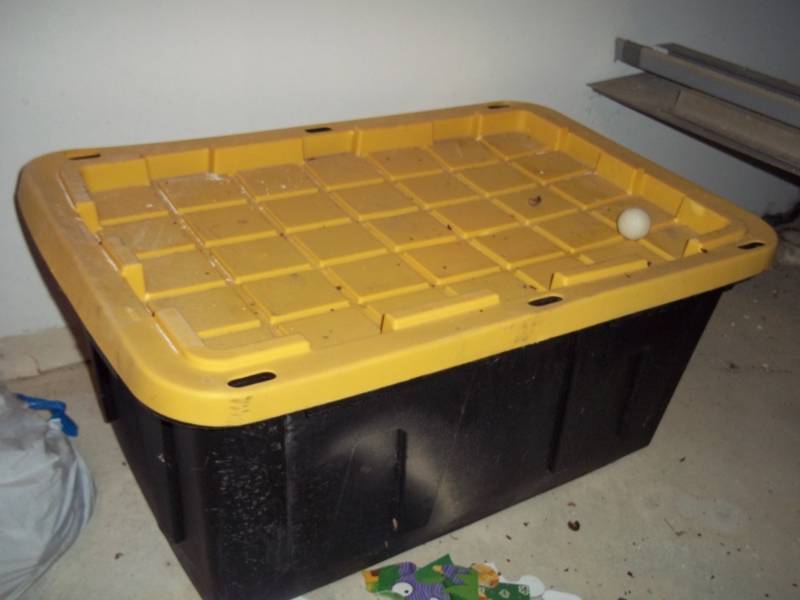 Large Storage tote with cover