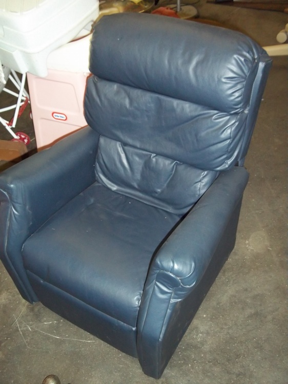 Kids recliner