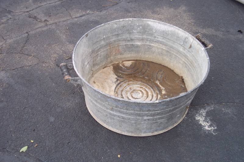 24 inch Vintage galvanized tub
