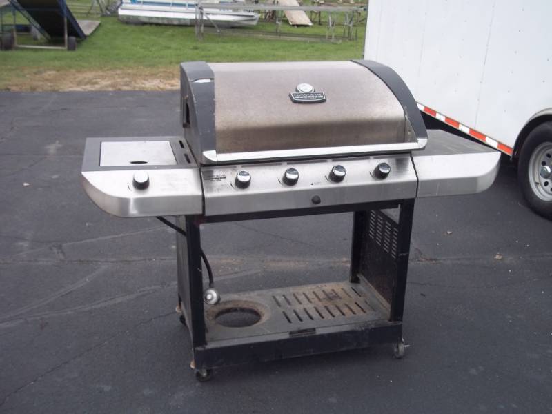 Charbroil commercial series with side burner