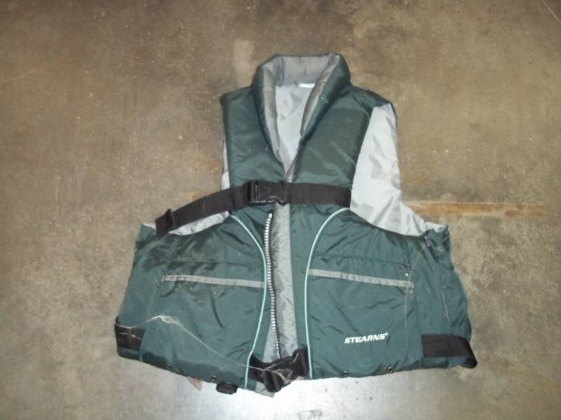 XL life vest