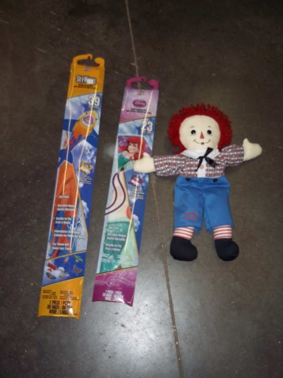 2 kites and Raggedy Ann