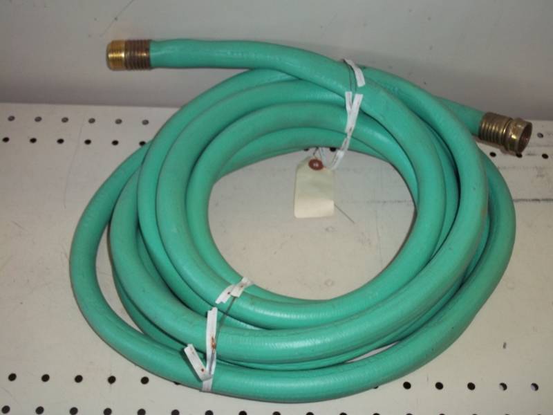 lot 3 image: Garden Hose 20 ft