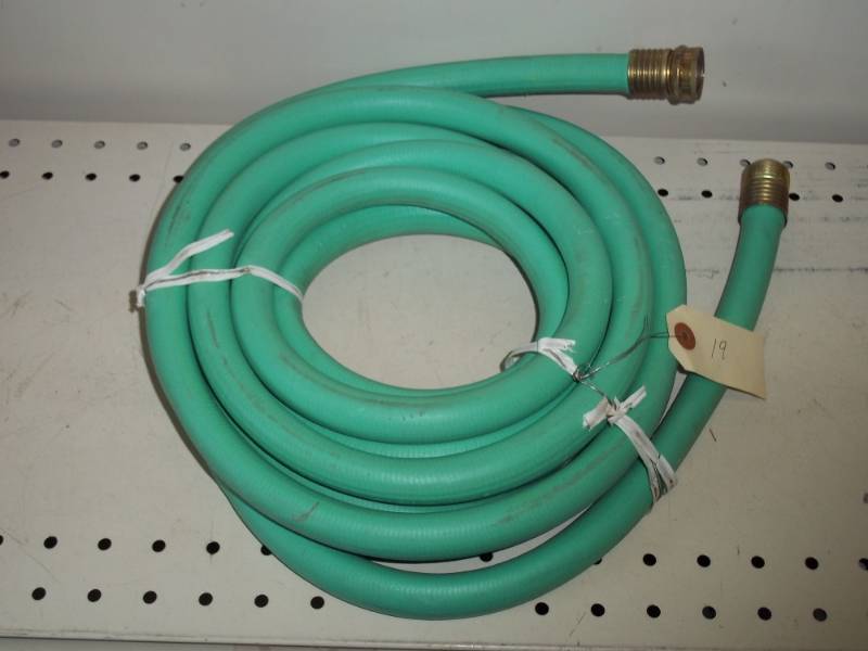 lot 6 image: Garden Hose 19 ft