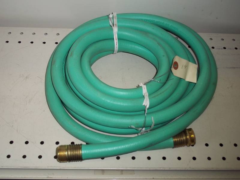 lot 7 image: Garden Hose 19 ft