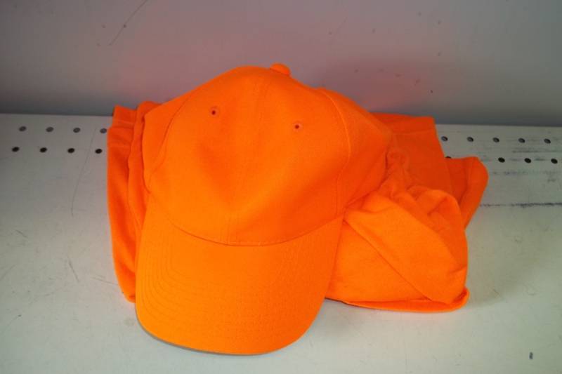 lot 54 image: 2 XL Blaze Orange Long Sleeved Shirt with cap