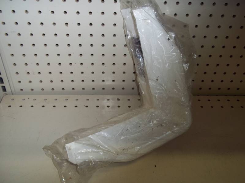 lot 153 image: Dock Corner bumper in package