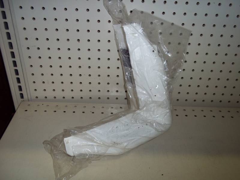 lot 157 image: Dock Corner bumper in package