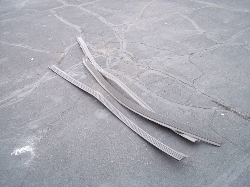 lot 170 image: Plastic Garage Door Trim 3 pieces
