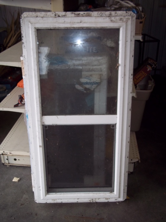 lot 175 image: Single hung Window 24 x 48