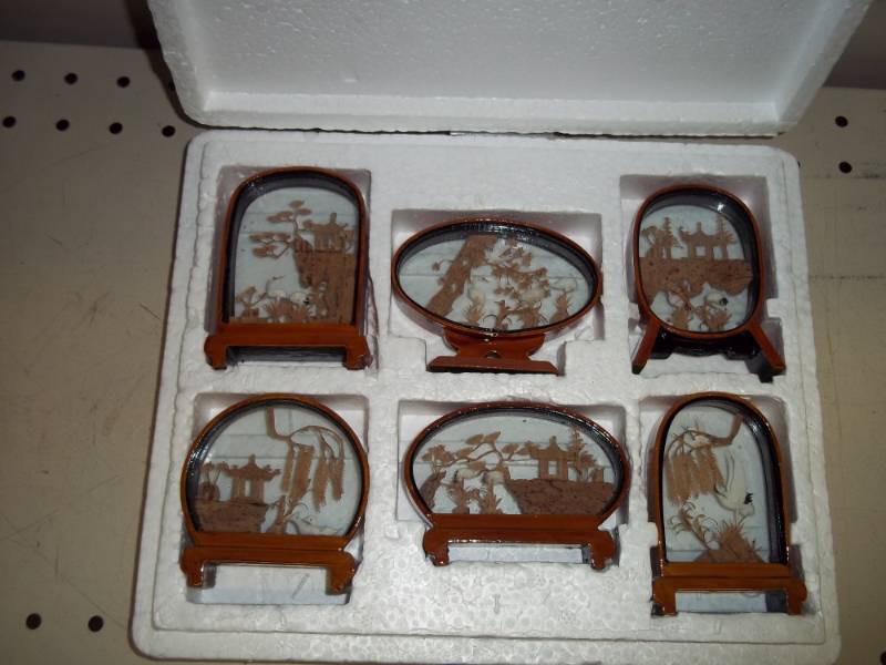 lot 219 image: Oriental carvings