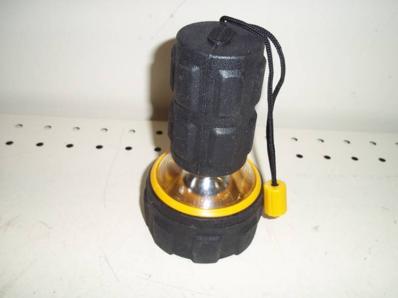 lot 254 image: Flashlightlantern