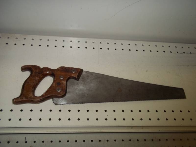lot 266 image: Hand saw 16 inch