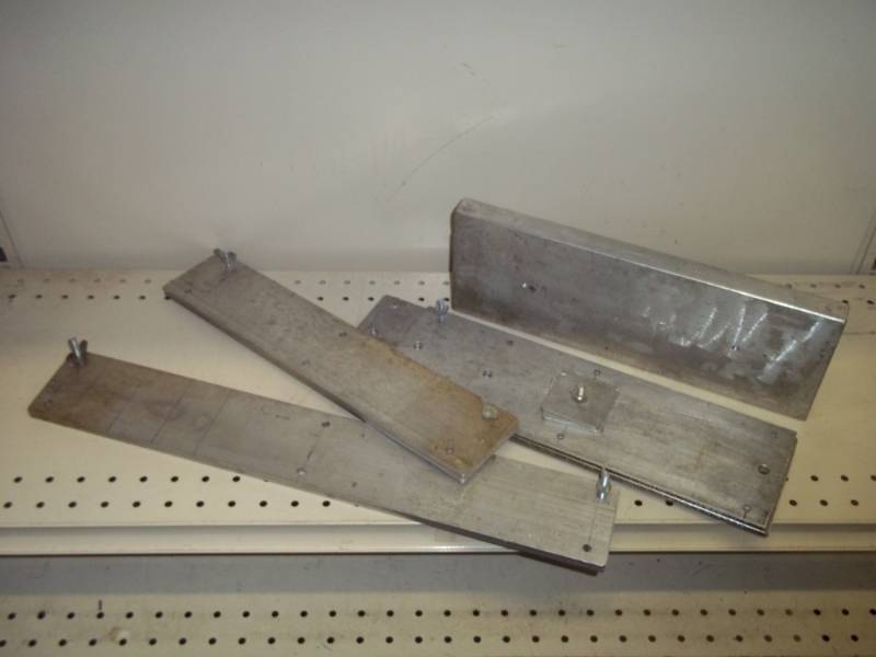 lot 267 image: Aluminum plates