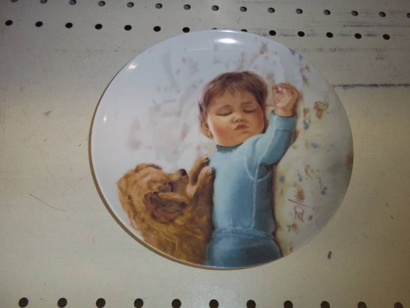 lot 275 image: Collector Plate Waiting to Play
