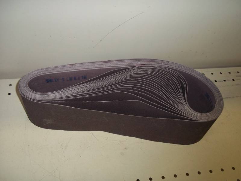 lot 292 image: 4x36 inch belt sandpaper