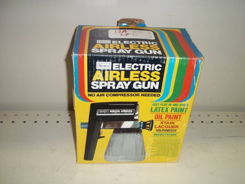 lot 300 image: Sears electric airless spray gun