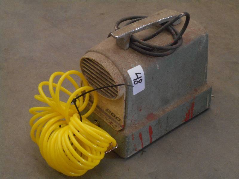 lot 48 image: Vintage Sears 200 Electric Air Comp...